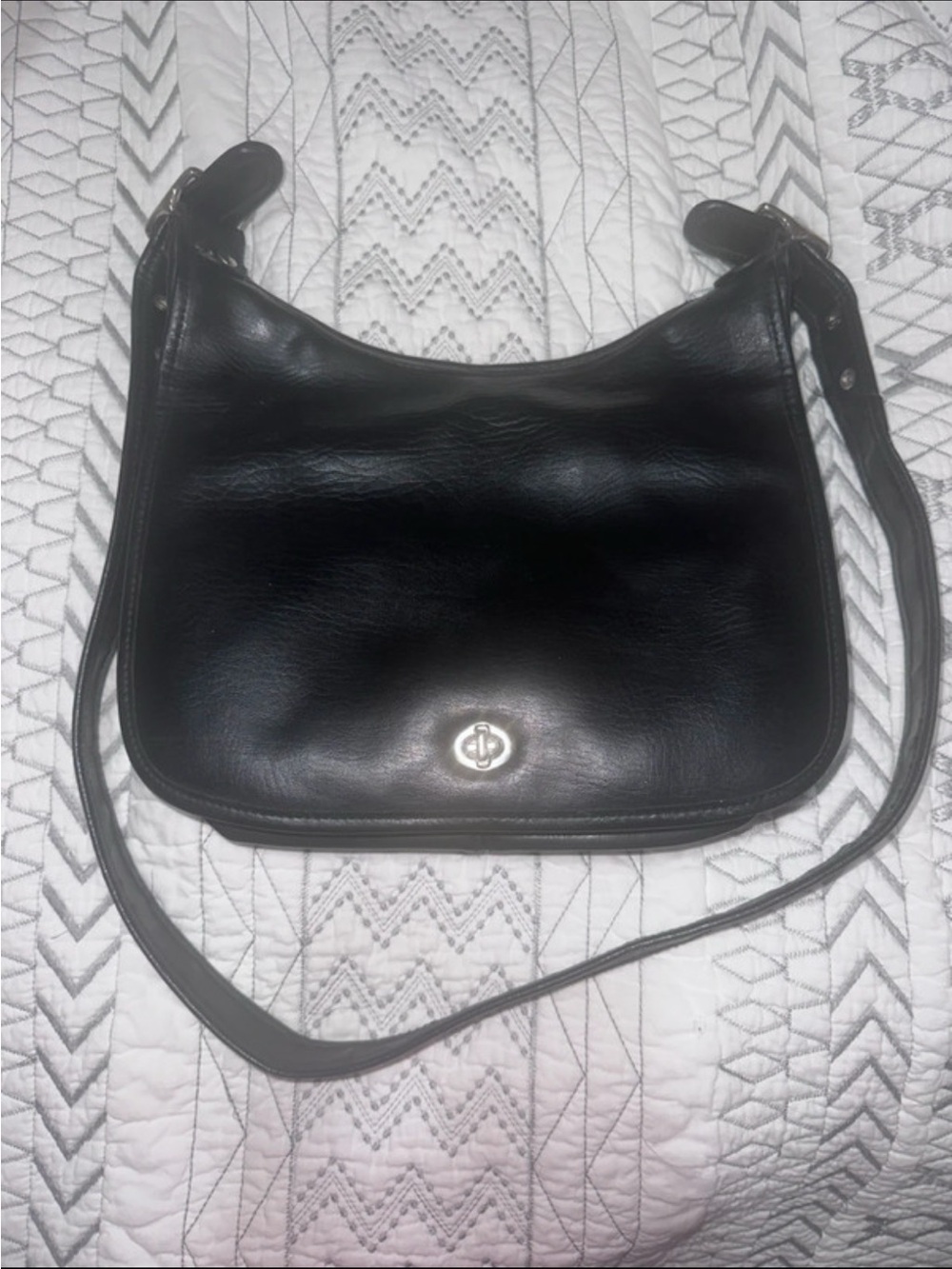 Vintage Crossbody Turnlock Work Bag Purse